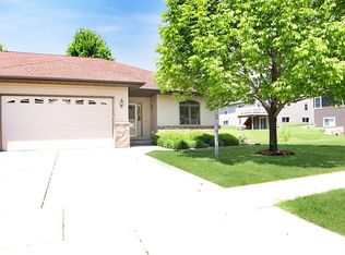 1035 20th St, Prairie Du Sac, WI 53578