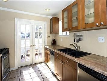 5th image of 159 Peralta Ave Unit B