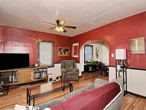 4th image of 744 Colorado Ave #A