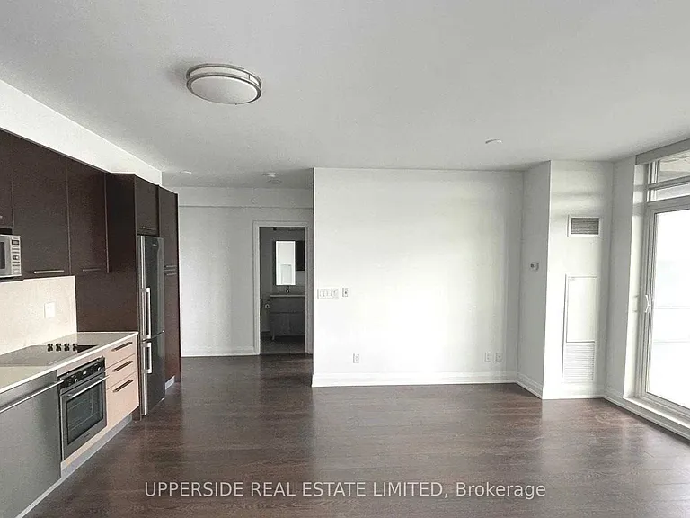 36 Park Lawn Rd #703 — Photo 7