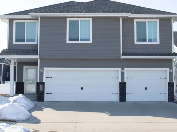 6875 16th St S, Fargo, ND 58104