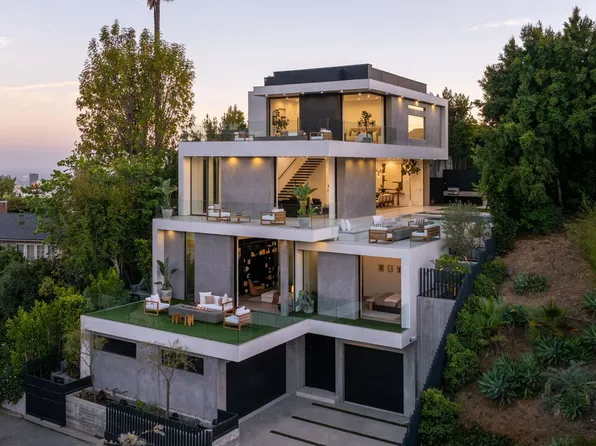 2419 El Contento Dr, Los Angeles, CA 90068