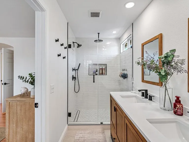 2175 Honeybee St — Photo 25