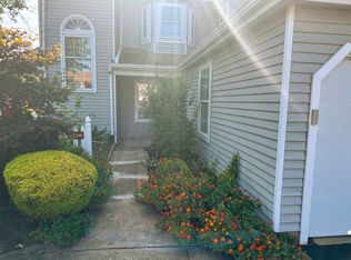 623A Rose Hollow Dr, Yardley, PA 19067
