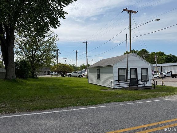 4th image of 17820 Main St N