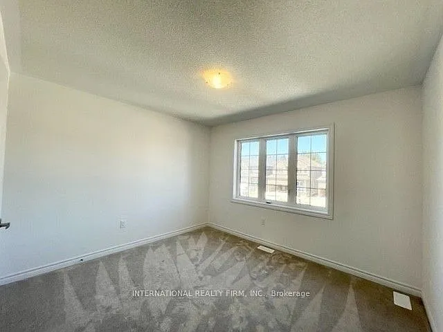 240 Ridley Cres — Photo 22