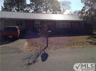 125 W Brooklyn St, Linden, TN 37096