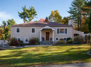 12 Hilltop Dr, New Fairfield, CT 06812