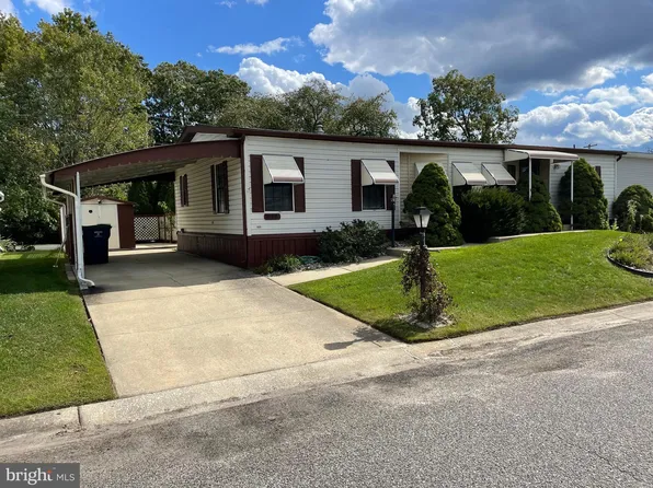 319 John Alden Dr, Buena, NJ 08310