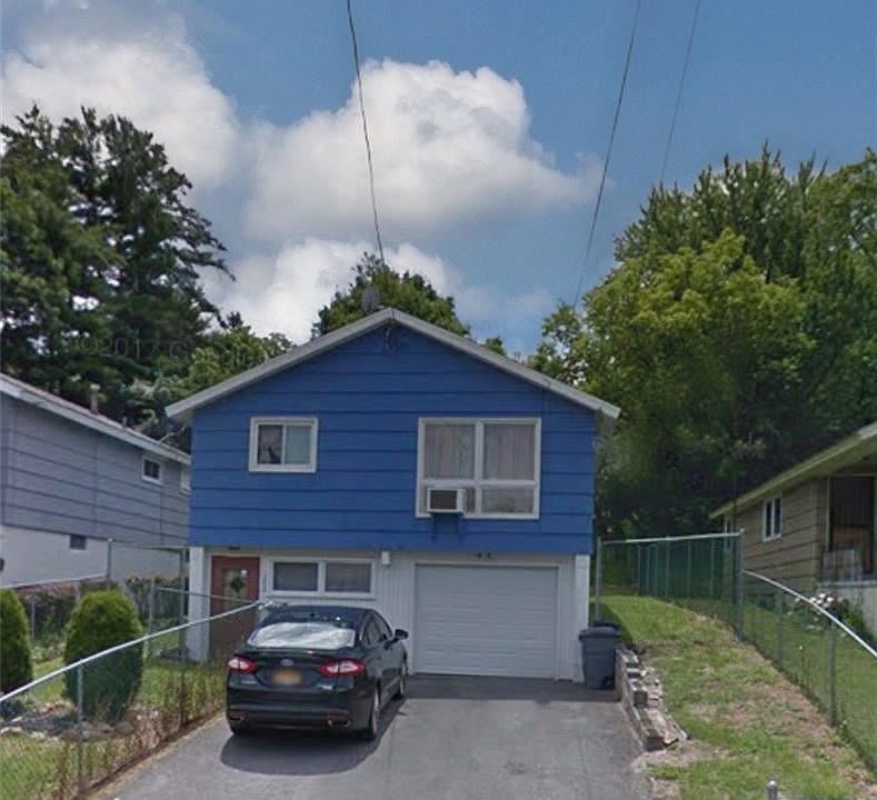 1st image of 208 Hazelwood Ave