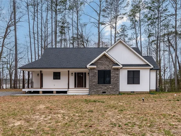 526 River Bluff Ln, King And Queen Court House, VA 23085