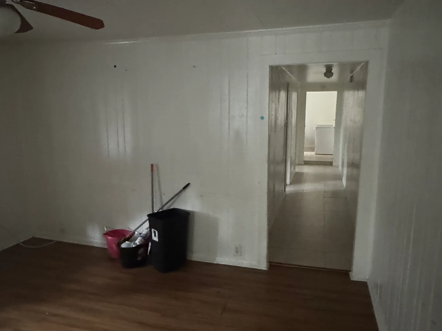 2 bed, 950 sqft, $1,200 — Photo 4