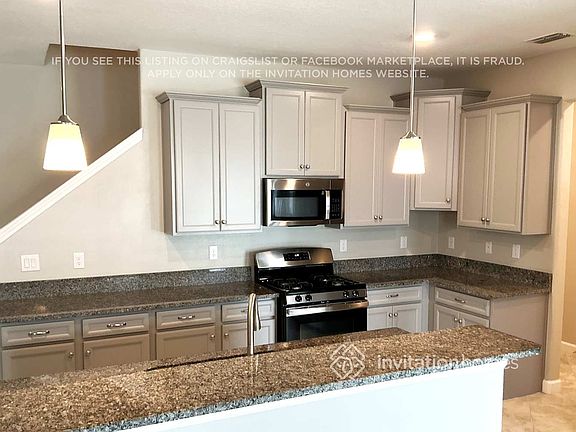 4th image of 2922 Yellowhammer Way