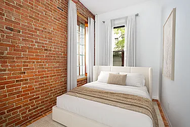 Rented by Waldstar Real Estate LLC