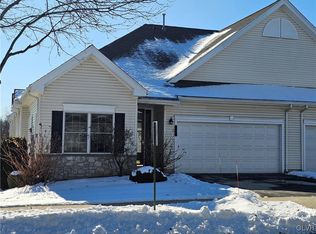 171 Glenmoor Cir N, Easton, PA 18045