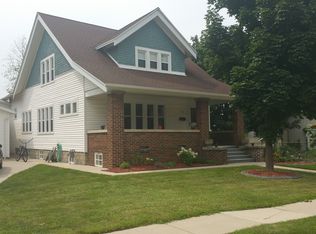 314 Salisbury Rd, West Bend, WI 53090