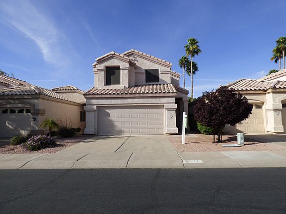 2nd image of 3434 E Rockwood Dr