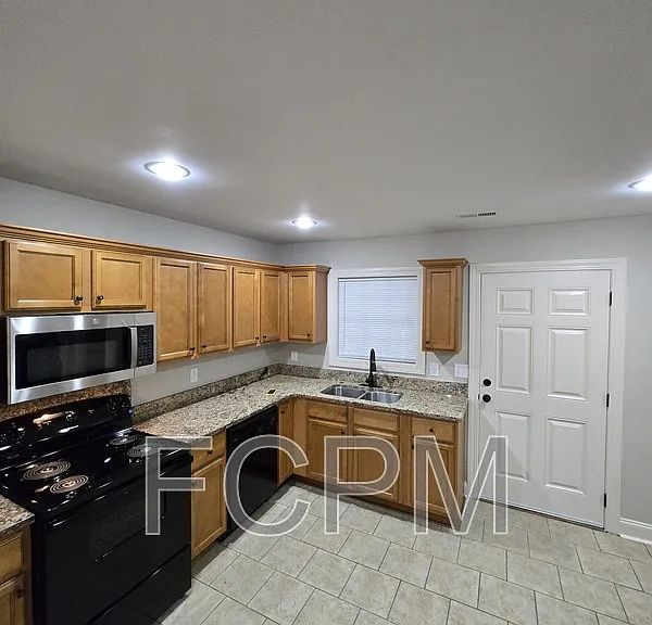 1414 Allies Ct — Photo 8