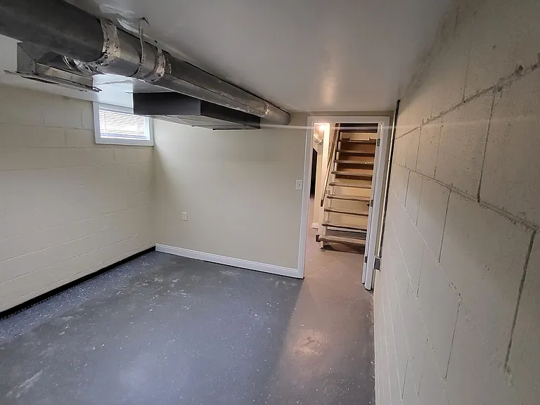 228 N Tacoma Ave #A — Photo 13