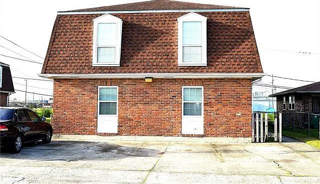 5569 Jordan Dr #B — Photo 2