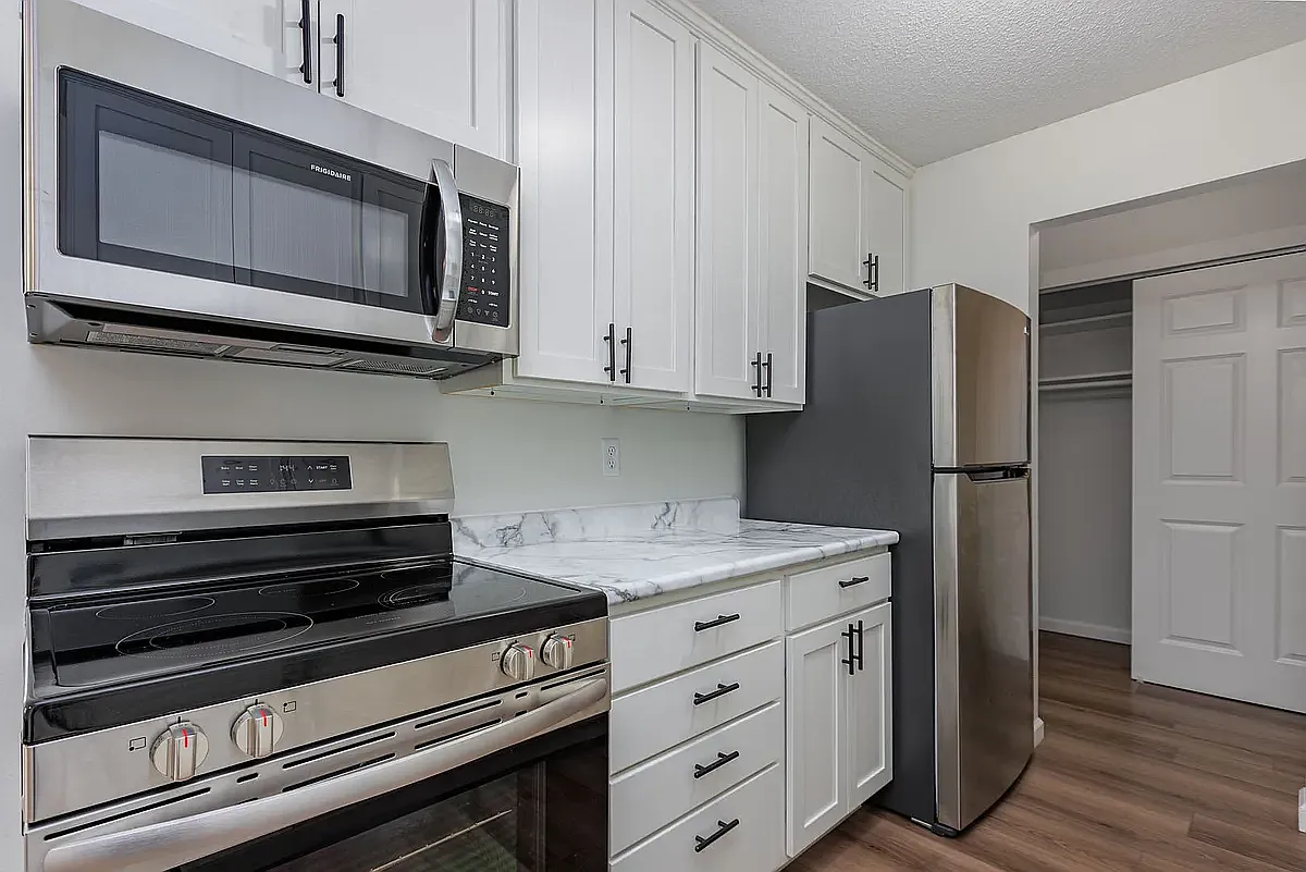 H2 Flats — Photo 1