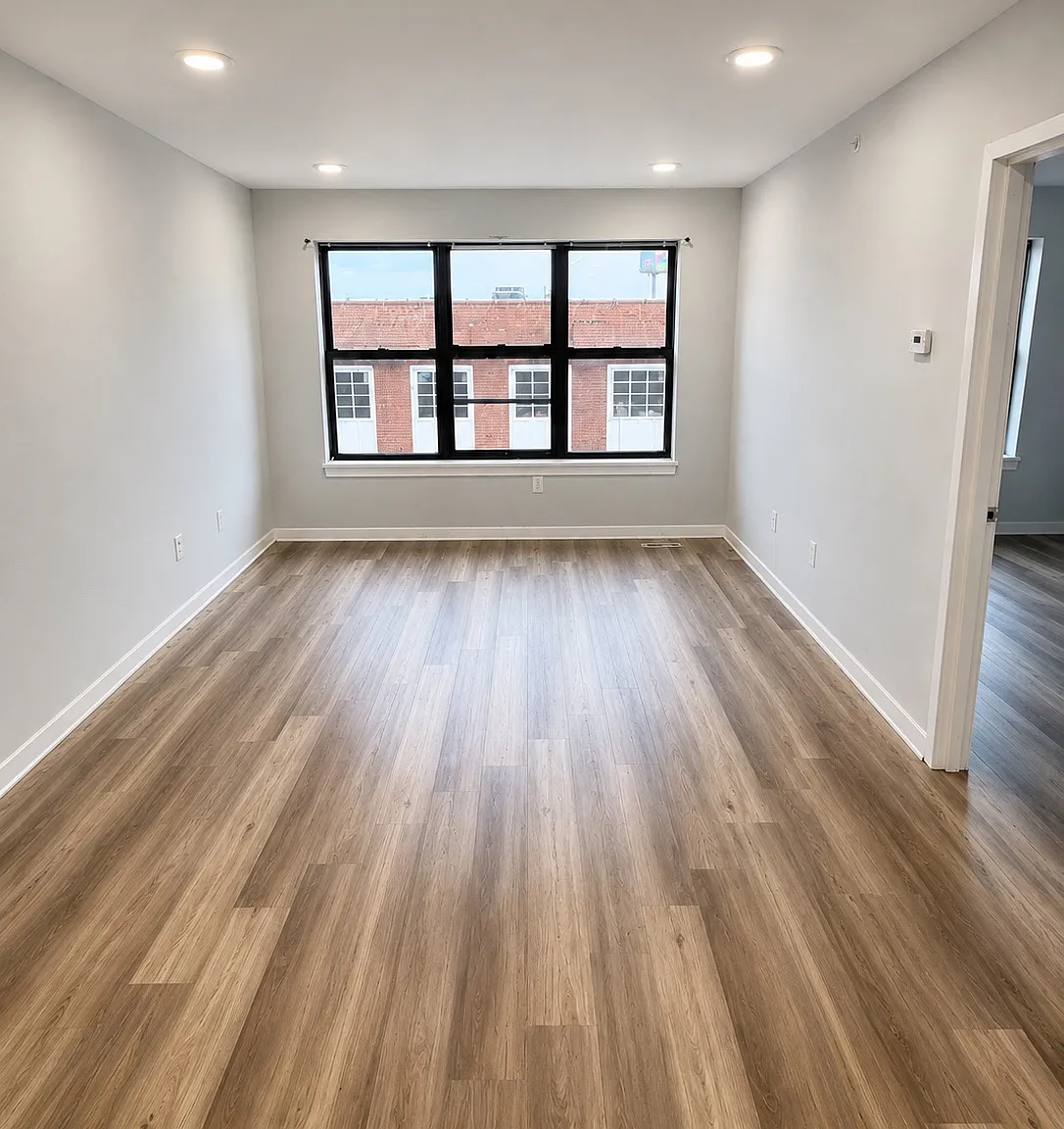 1 bed, $1,718 — Photo 3