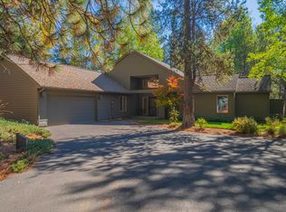 17749 Red Wing Ln, Sunriver, OR 97707