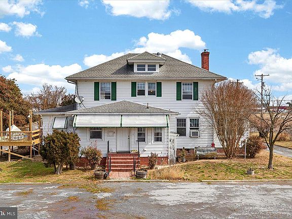 5th image of 32076 Gordy Rd