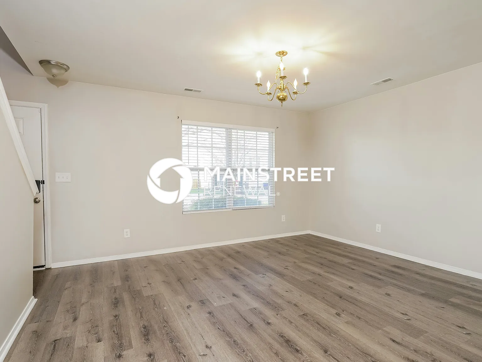 4460 Westhill Pl — Photo 4