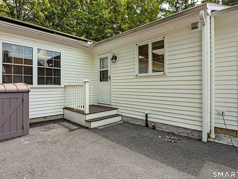 8 Woodchuck Ct — Photo 18