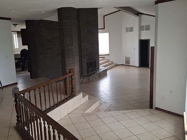 7700 W Country Dr