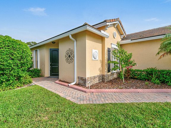 4th image of 9744 SW Eastbrook Circle