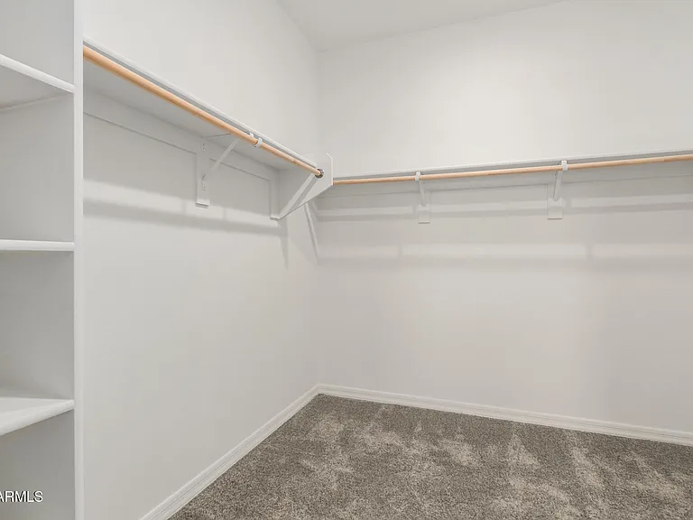 1275 E Jahns Dr — Photo 20