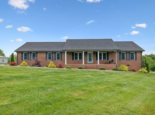273 Old Coleytown Ln, Lafayette, TN 37083