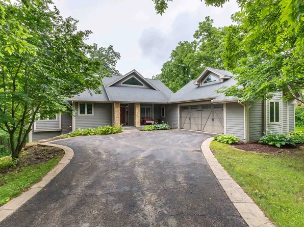15 High Ridge Run, Galena, IL 61036