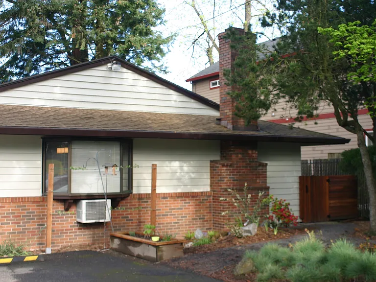 407 SE 88th Ave — Photo 16
