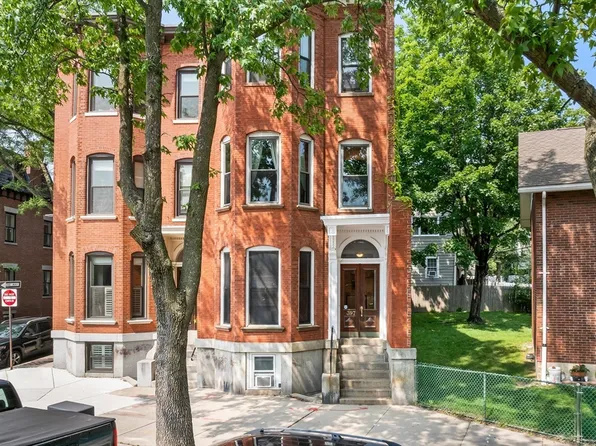 397 Main St APT 4, Charlestown, MA 02129