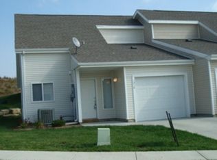 1216 Christy Dr, Manhattan, KS 66503