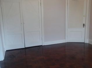 309 E Locust St APT 6, Bloomington, IL 61701