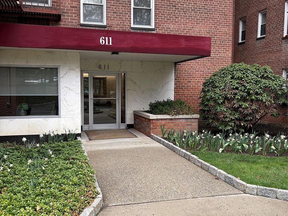 1st image of 611 Palmer Road #20