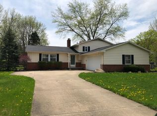 1674 Arbutus Dr, Hudson, OH 44236