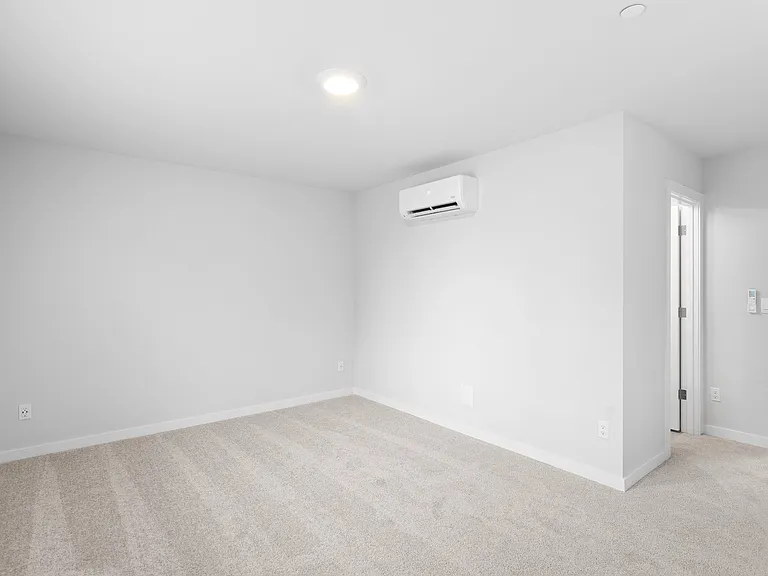 9916 18th Ave W #G — Photo 23