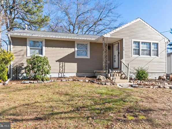 26 Philip Ave, Franklinville, NJ 08322