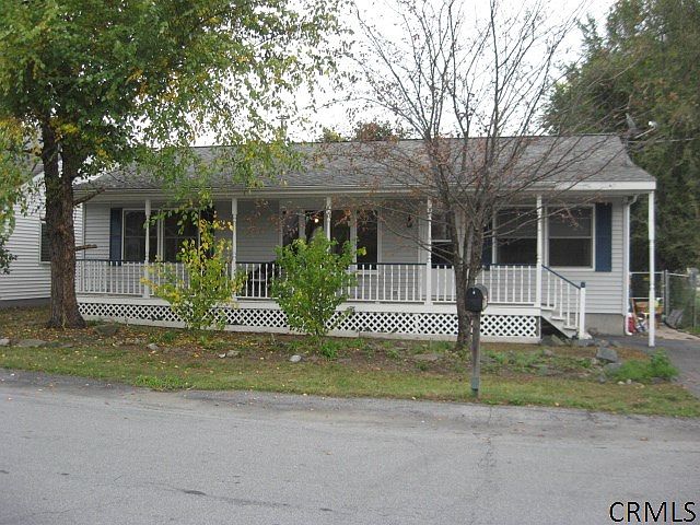 1st image of 107 7th St