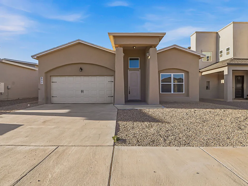 957 Gulf Streams Ave