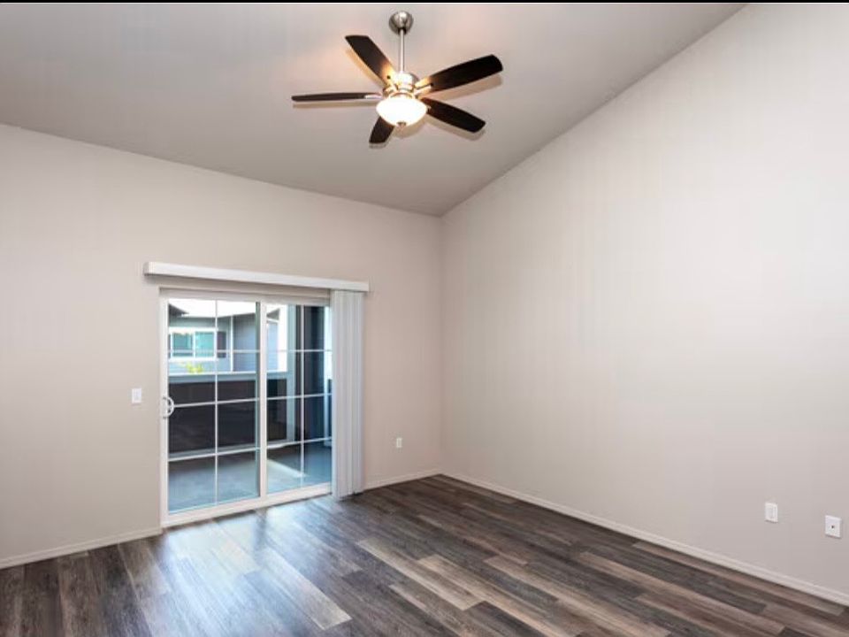 1st image of 1000 Baldwin St #1