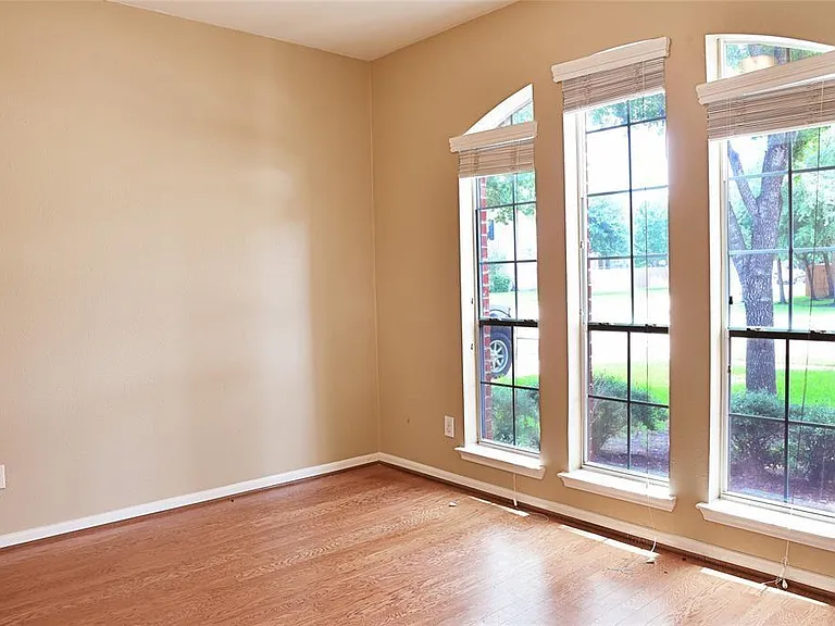 12903 Flat Creek Dr — Photo 8