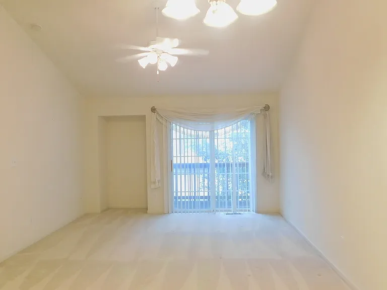4717 Kelvington Dr — Photo 13