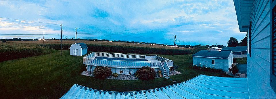 2nd image of 3608 Carmelita Blvd
