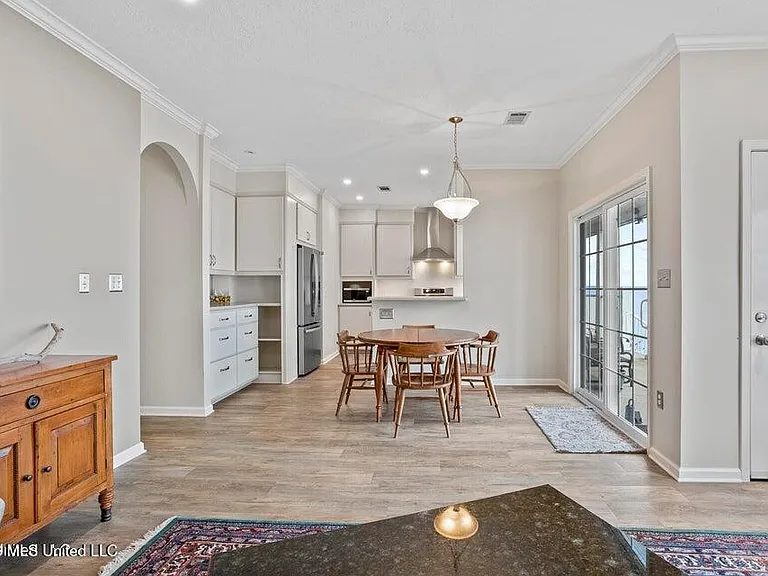 74 Lake Barnett Dr — Photo 22